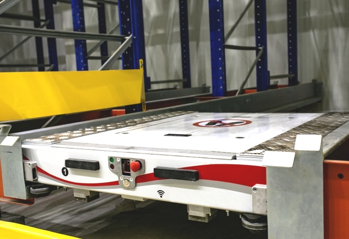 sistema shuttle de armazenagem semiautomática